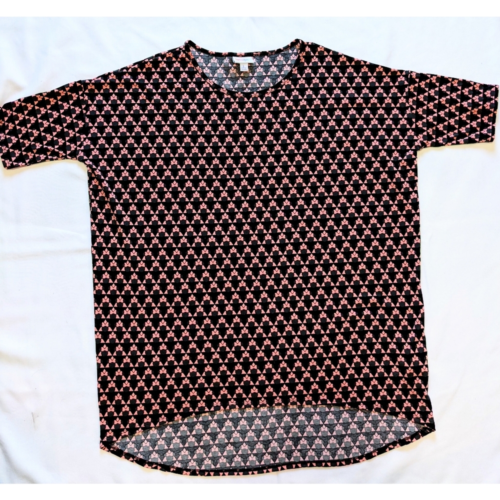 NWOT LuLaRoe Disney Irma Minnie Mouse Tunic